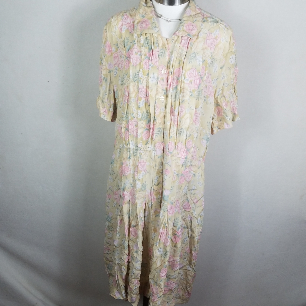 Vintage Axiom Floral Dress 100% Rayon Size 12. 

P